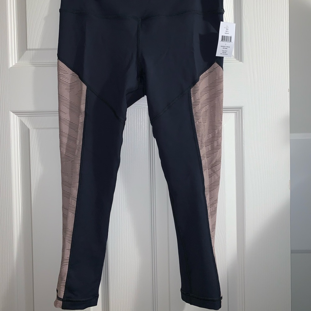 Vimmia Yoga wear set size Large NWT